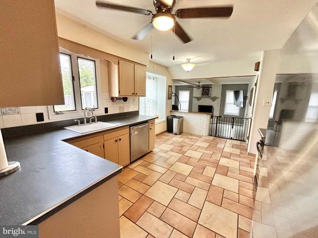 4 BULL RUN RD, Clementon, NJ 08021