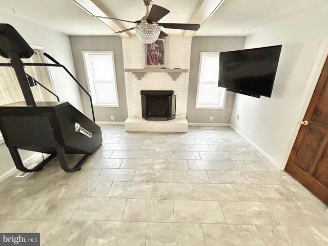 4 BULL RUN RD, Clementon, NJ 08021