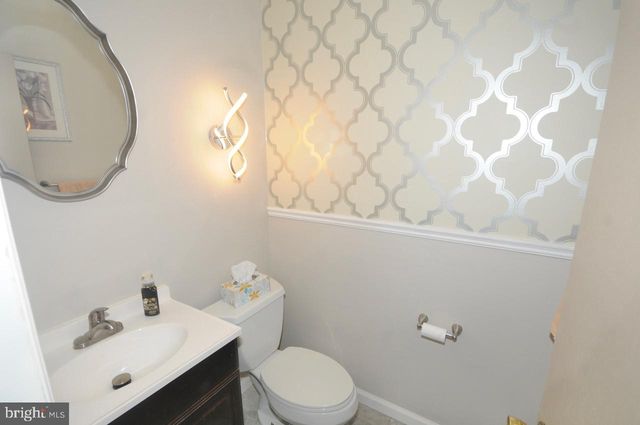 4 BULL RUN RD, Clementon, NJ 08021