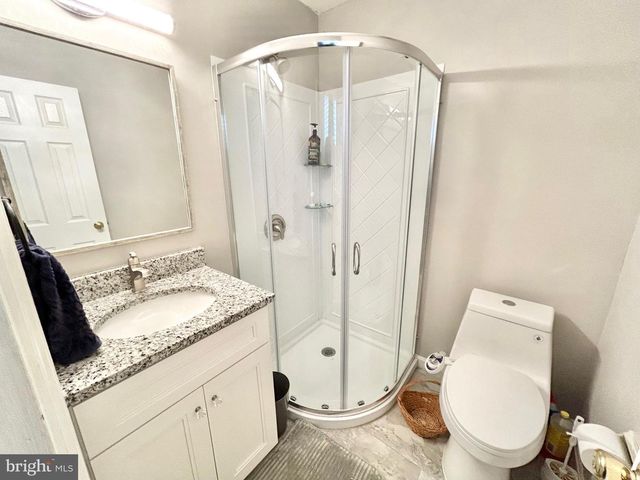 4 BULL RUN RD, Clementon, NJ 08021