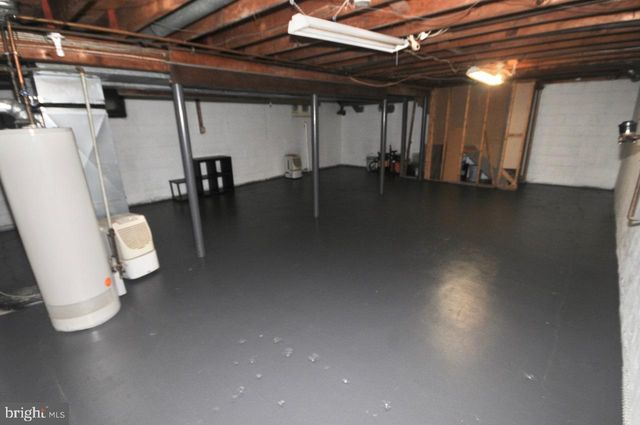 4 BULL RUN RD, Clementon, NJ 08021