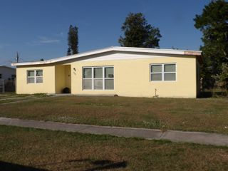 175 SE El Sito Court, Port St Lucie, FL 34983