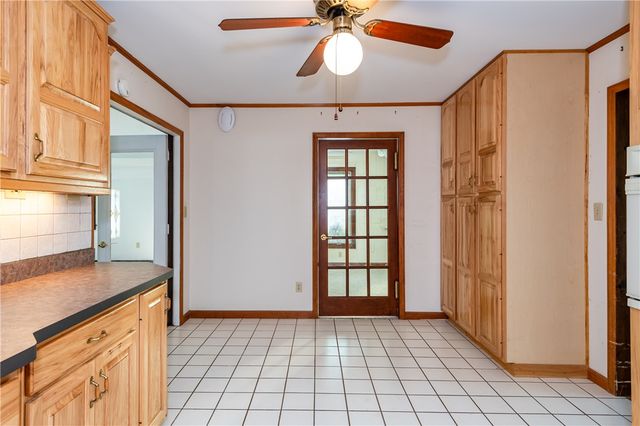 2018 Rockdell Drive, Fairborn, OH 45324