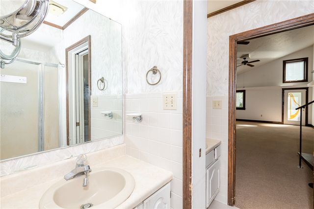 2018 Rockdell Drive, Fairborn, OH 45324