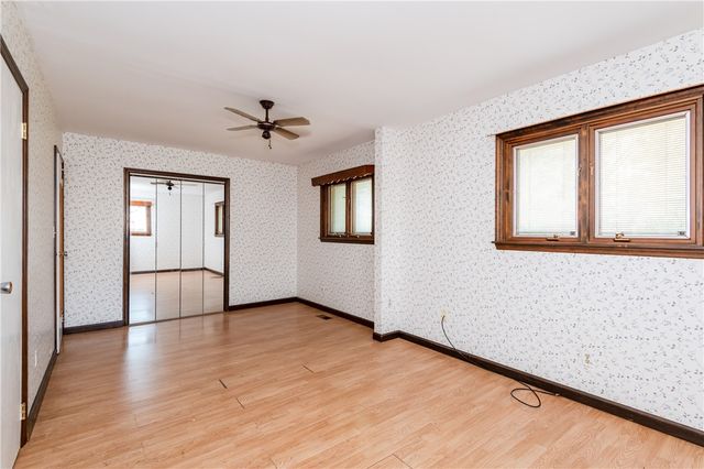 2018 Rockdell Drive, Fairborn, OH 45324