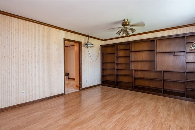 2018 Rockdell Drive, Fairborn, OH 45324