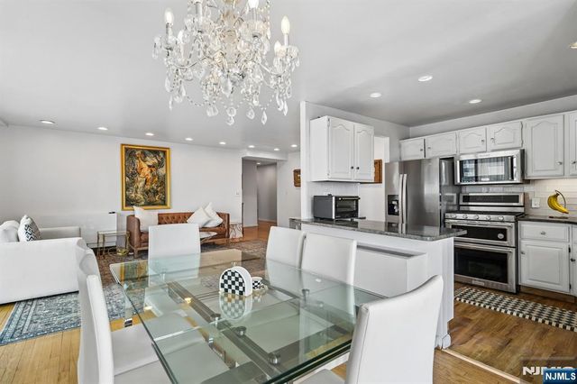 150 Overlook PH3, Hackensack, NJ 07601