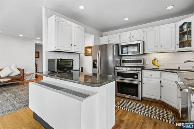 150 Overlook PH3, Hackensack, NJ 07601