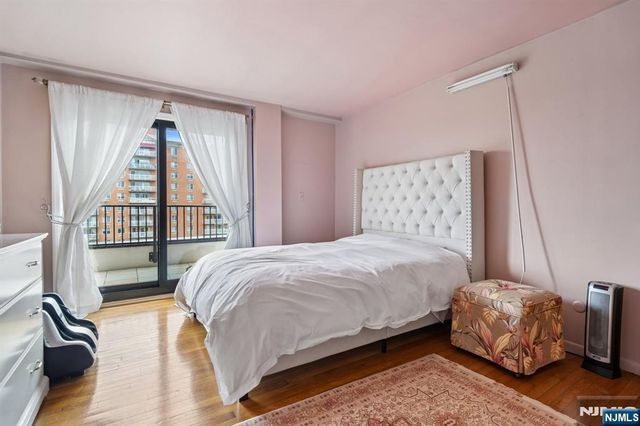 150 Overlook PH3, Hackensack, NJ 07601