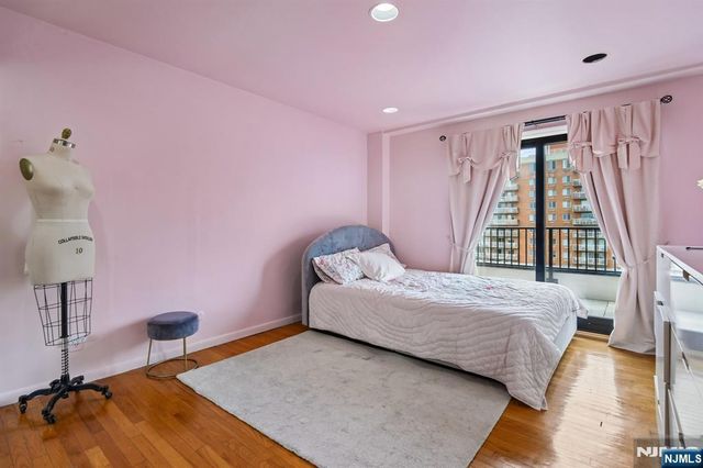 150 Overlook PH3, Hackensack, NJ 07601