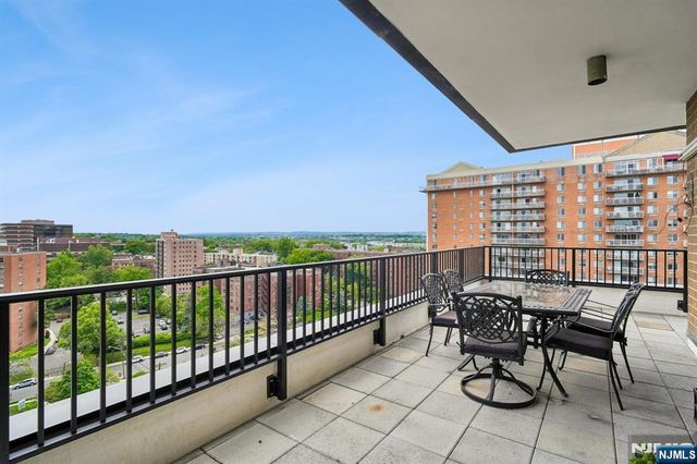 150 Overlook PH3, Hackensack, NJ 07601