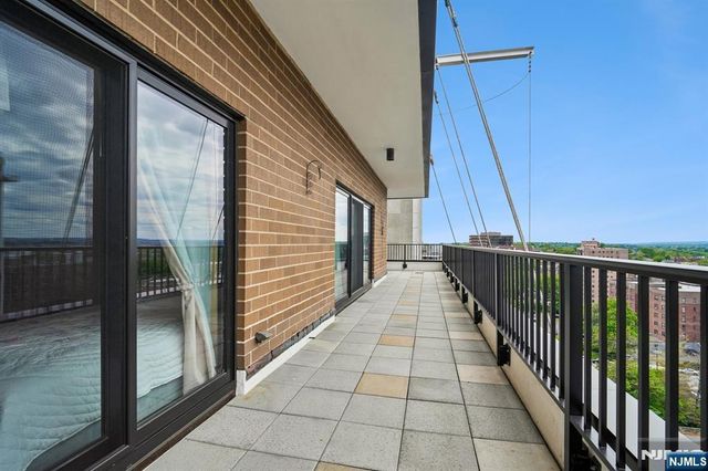150 Overlook PH3, Hackensack, NJ 07601