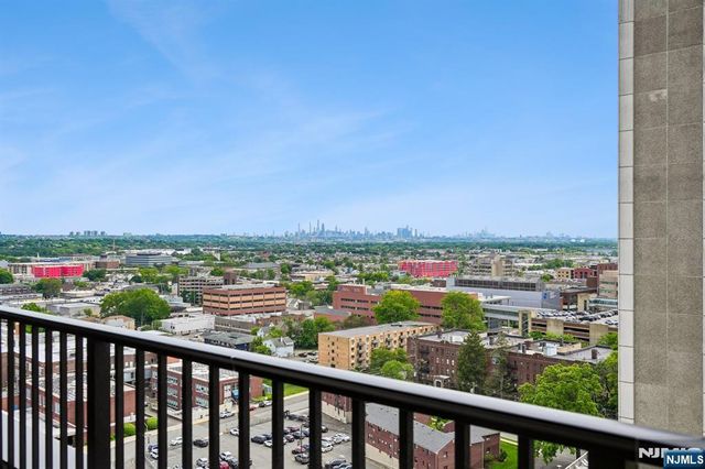 150 Overlook PH3, Hackensack, NJ 07601