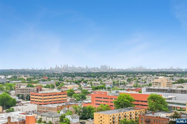 150 Overlook PH3, Hackensack, NJ 07601