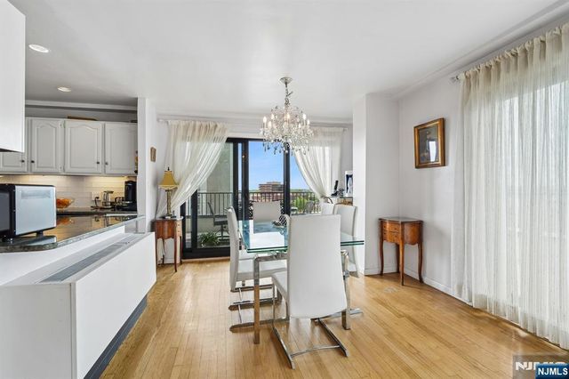 150 Overlook PH3, Hackensack, NJ 07601