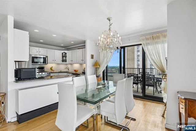 150 Overlook PH3, Hackensack, NJ 07601