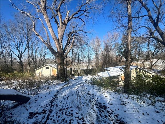 8319 Morrell Avenue, Kansas City, MO 64125