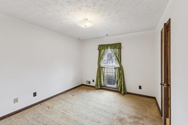 533 Avalon Drive, Fayetteville, GA 30214