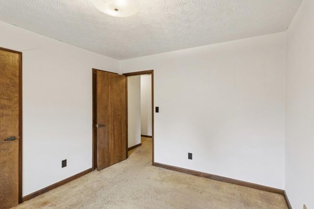 533 Avalon Drive, Fayetteville, GA 30214