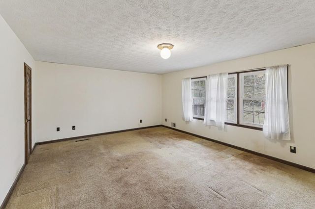 533 Avalon Drive, Fayetteville, GA 30214