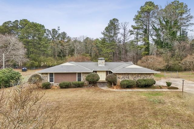 533 Avalon Drive, Fayetteville, GA 30214