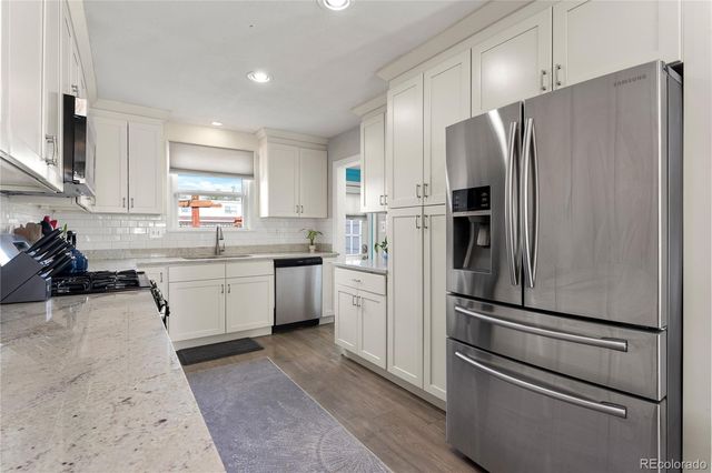1960 Oakland Street, Aurora, CO 80010