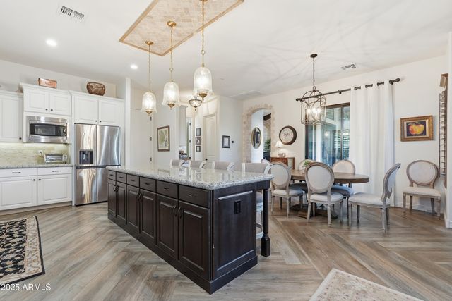 7844 E RIVERDALE Street, Mesa, AZ 85207