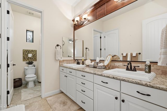 7844 E RIVERDALE Street, Mesa, AZ 85207