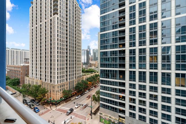 1305 S Michigan Avenue 907, Chicago, IL 60605