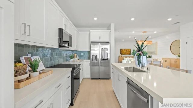 1827 Christiana Ct, Ramona, CA 92065