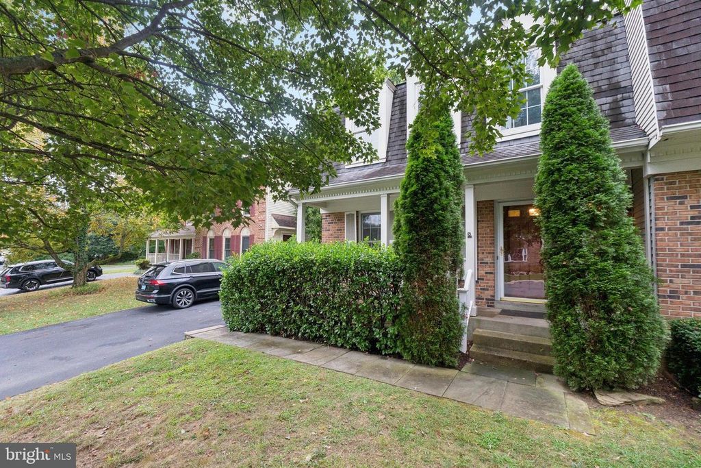 7904 JENSEN PL, Bethesda, MD 20817