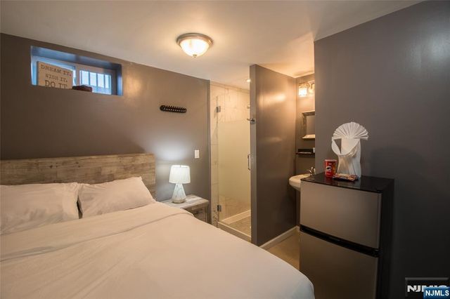 197 Park Place, Irvington, NJ 07111