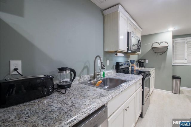 197 Park Place, Irvington, NJ 07111