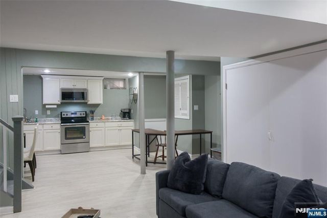 197 Park Place, Irvington, NJ 07111