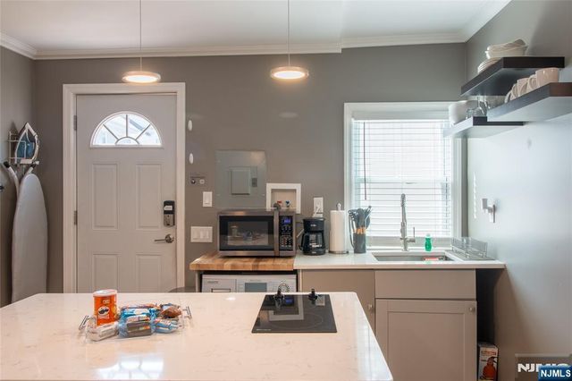 197 Park Place, Irvington, NJ 07111