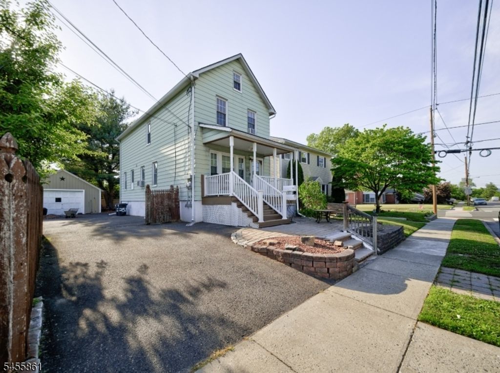 251 N 7Th Ave, Manville Boro, NJ 08835 — exterior