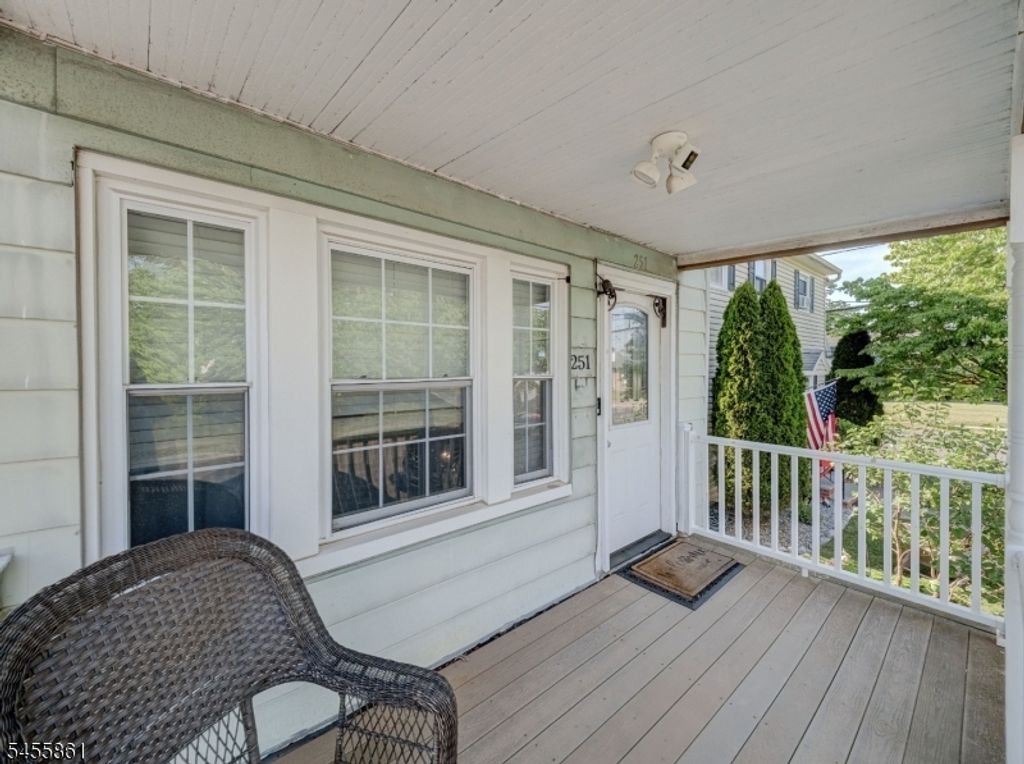 251 N 7Th Ave, Manville Boro, NJ 08835 — photo 3