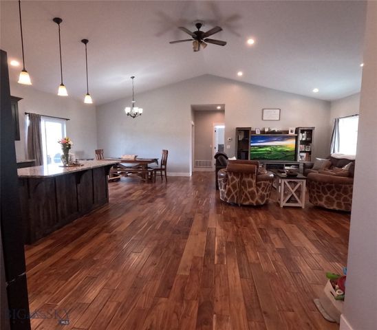 325 Silverwood, Dillon, MT 59725