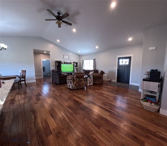 325 Silverwood, Dillon, MT 59725