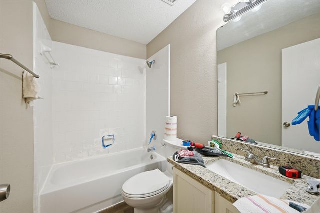 2305 Eagle Mountain Drive, Little Elm, TX 75068