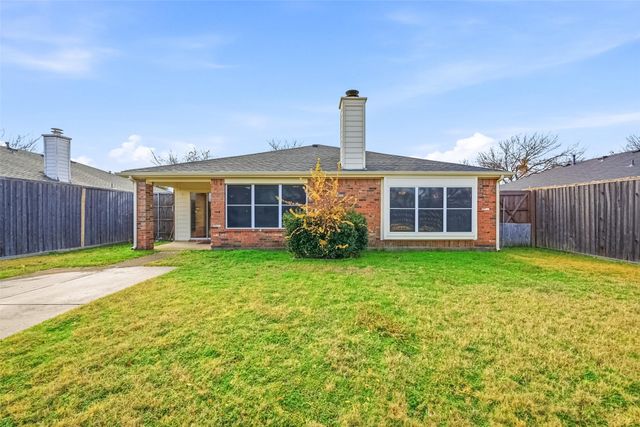 2305 Eagle Mountain Drive, Little Elm, TX 75068