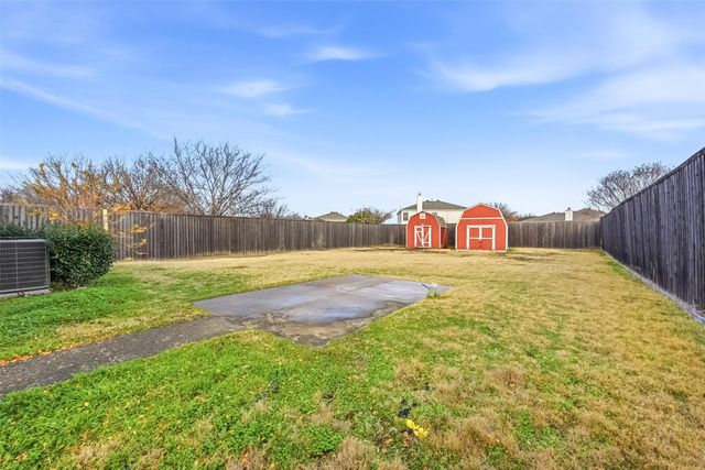 2305 Eagle Mountain Drive, Little Elm, TX 75068