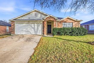 2305 Eagle Mountain Drive, Little Elm, TX 75068