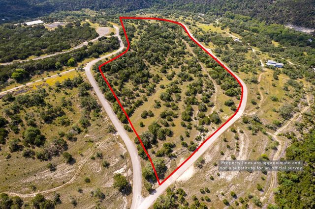 001 Red Hawk RD, Wimberley, TX 78676