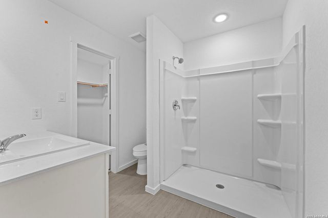 2060 Powell Pl, Converse, TX 78109