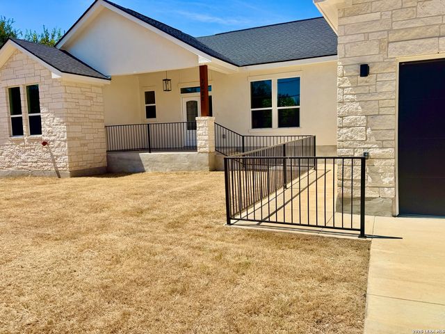 7022 CIRCLE OAK DR, Bulverde, TX 78163