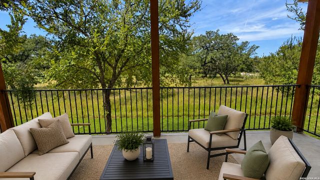 7022 CIRCLE OAK DR, Bulverde, TX 78163
