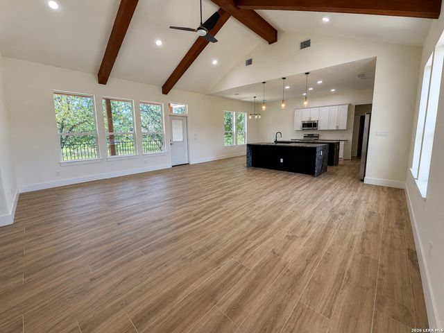 7022 CIRCLE OAK DR, Bulverde, TX 78163