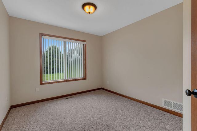 647 Cottonwood Avenue, Litchfield, MN 55355