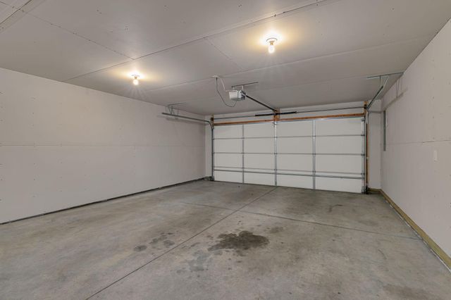 647 Cottonwood Avenue, Litchfield, MN 55355